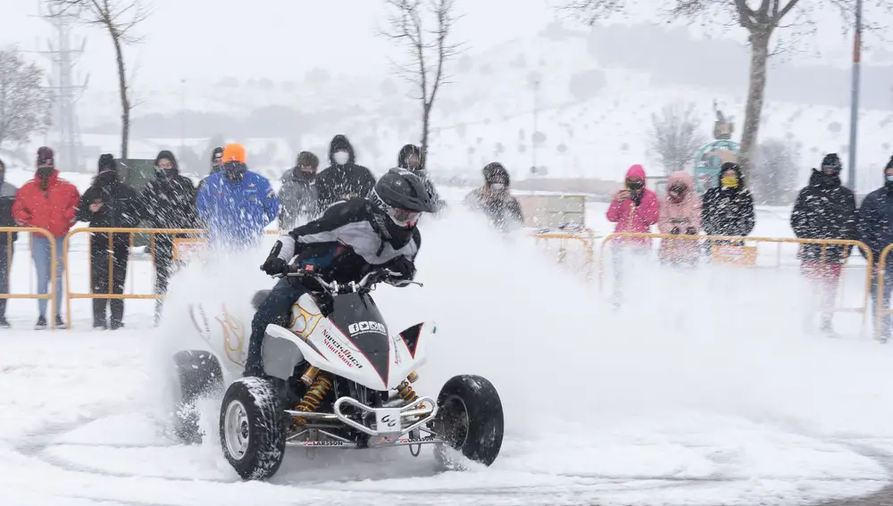 Exhibición de Stunt &quot;Narcis Roca&quot; organizada por Pingüinos.