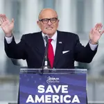  El Colegio de Abogados de Nueva York estudia expulsar a Giuliani