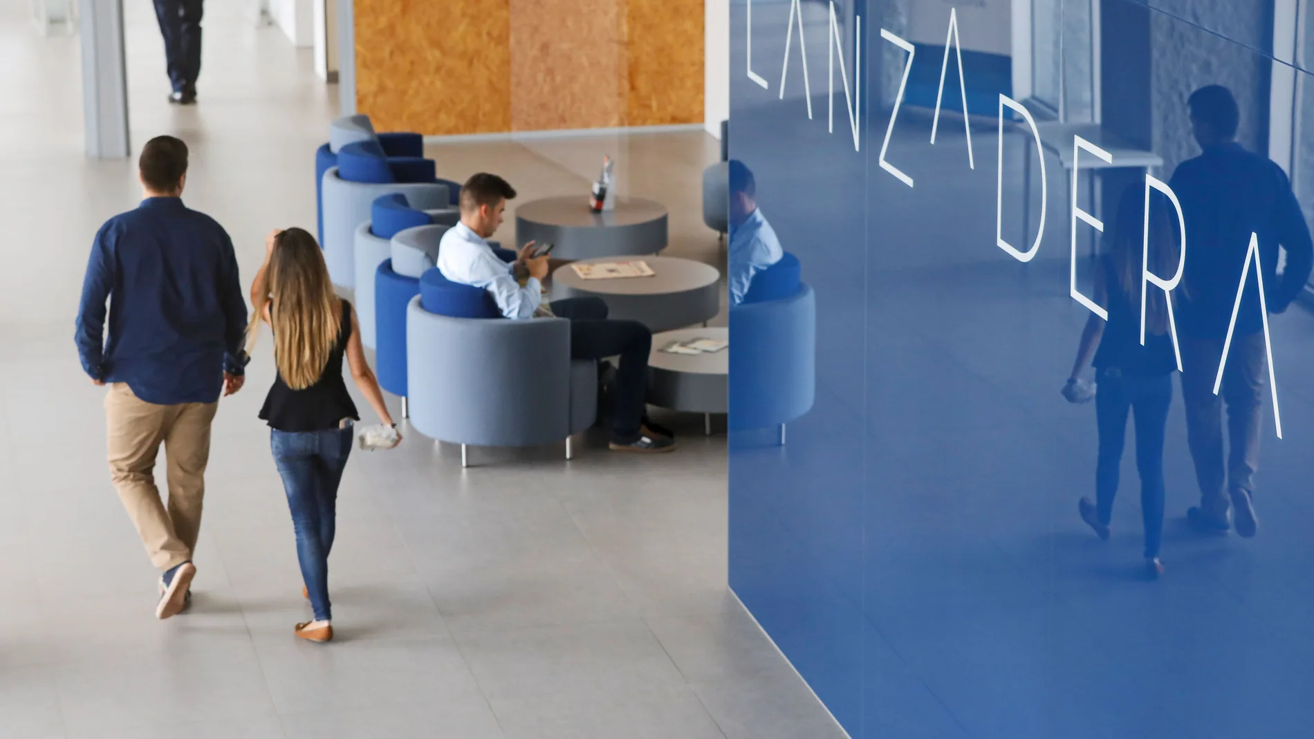 Ya hay un total de 300 startups en el edificio de Lanzadera en la Marina de Valencia