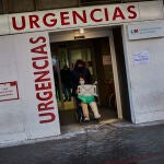 Servicio de urgencias del Hospital madrileño de La Princesa el día que se están registrando numerosas entradas por fracturas relacionadas con caídas provocadas por la nieve y el hielo después del paso de la borrasca Filomena por la capital.
