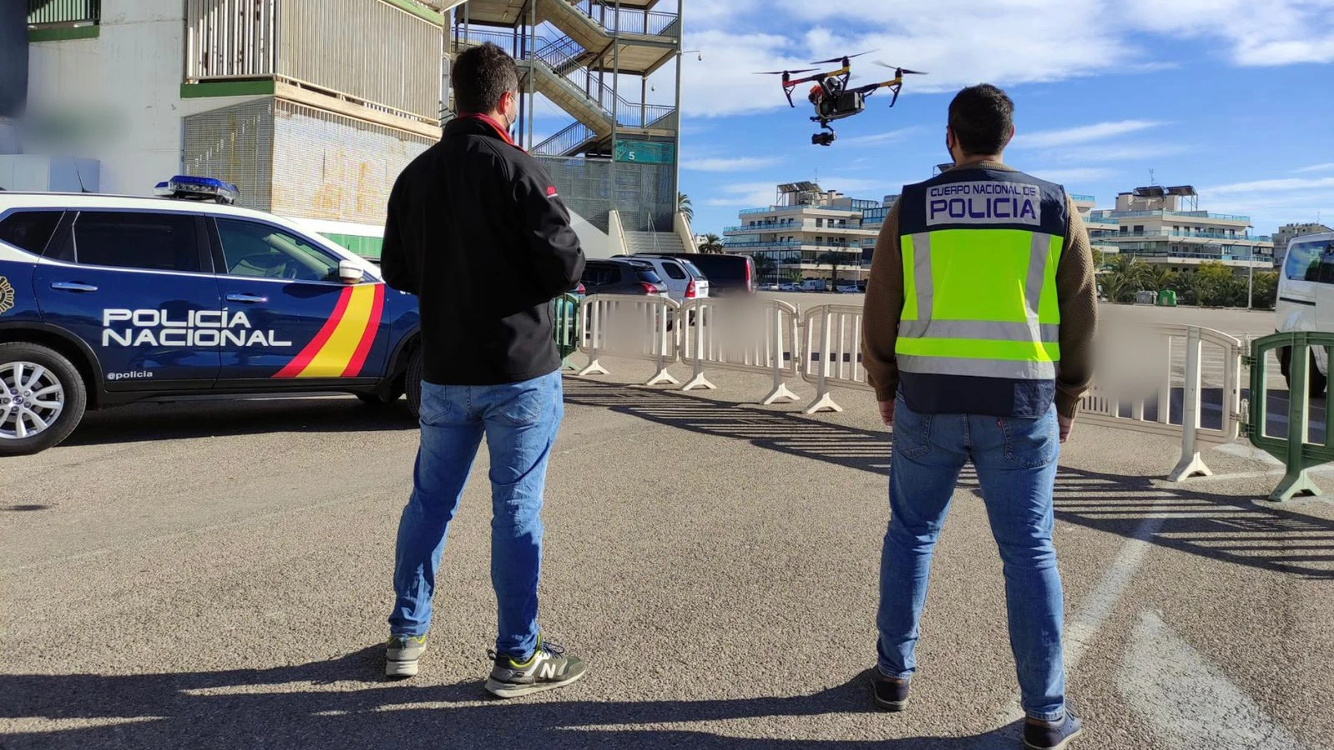La Policía Nacional activó el protocolo anti dron por el vuelo no autorizado de una aeronave durante un partido de fútbol