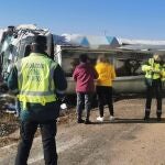 Un hombre de 29 años resulta herido leve en el accidente de un camión cisterna en Matilla de Arzón (Zamora)