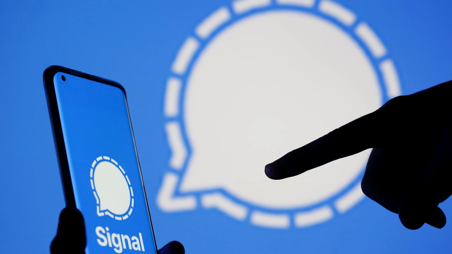 ¿Por qué deberías dejar WhatsApp e irte a Signal?