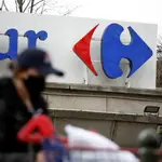 Carrefour recibió una oferta de compra de un grupo canadiense