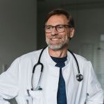 Los seguros médicos privados se han adaptado a las exigencias de la pandemia con nuevas coberturas y servicios, que buscan ofrecer una asistencia rápida y eficaz ante cualquier problema de salud.
