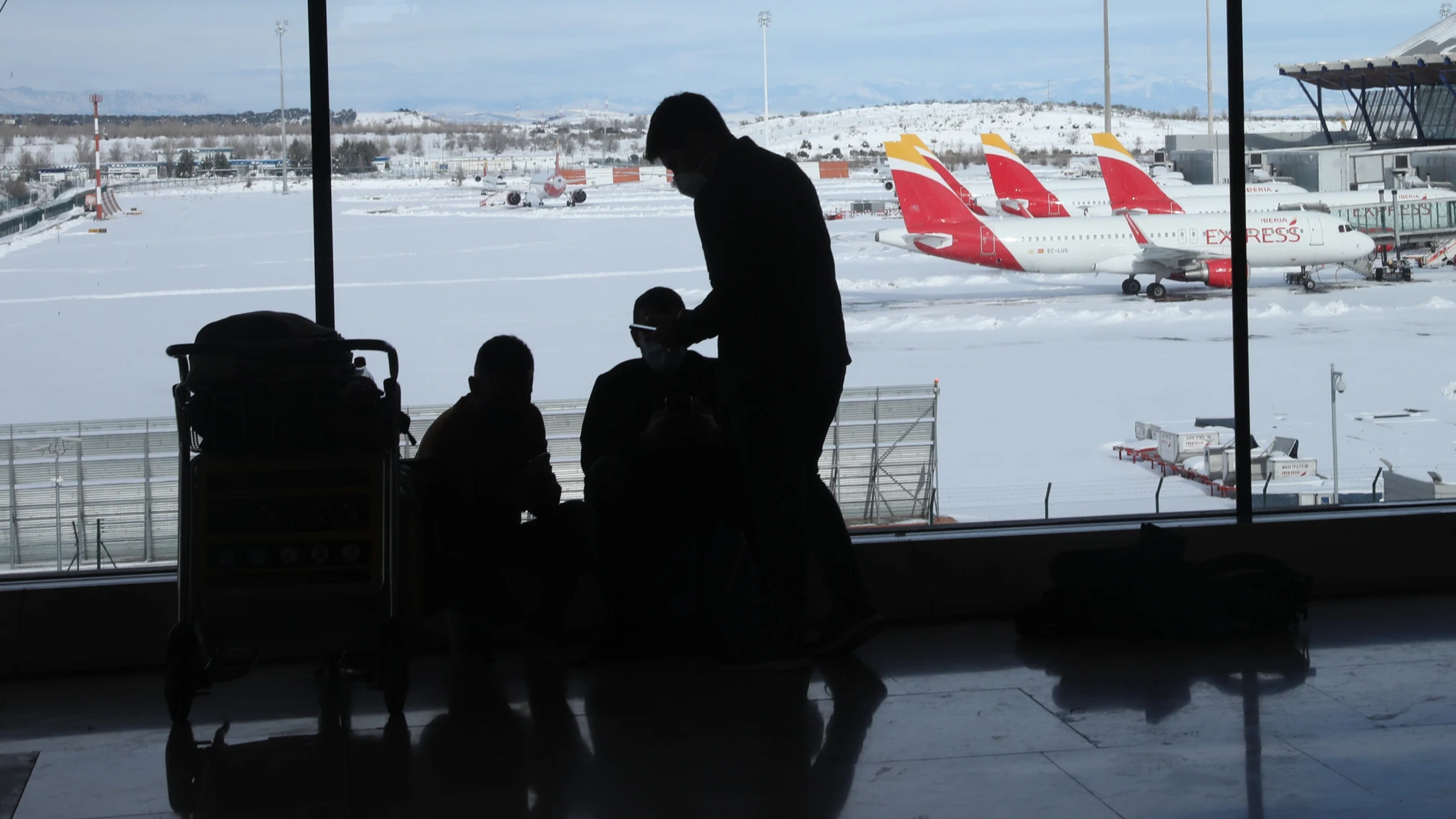 El aeropuerto de Barajas permaneció cerrado un día y medio por el temporal "Filomena"