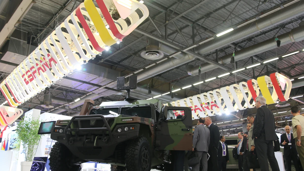 España despliega su industria de Defensa en la feria de Chile para asaltar el mercado latinoamericano
