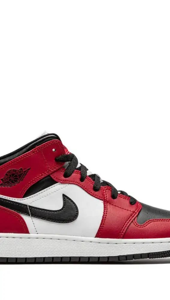 Nike Jordan.