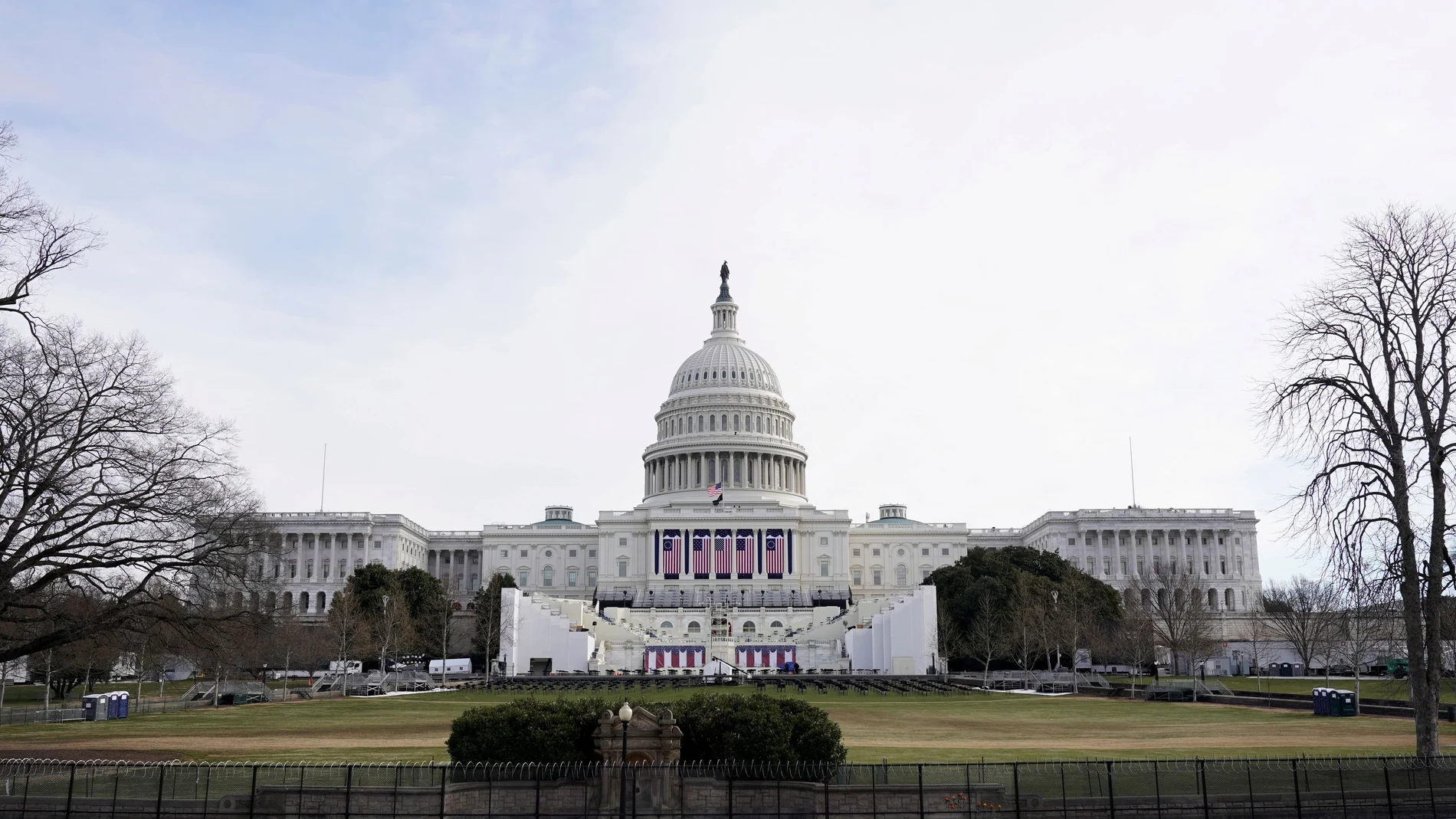 Medidas de seguridad en el Capitolio de los Estados Unidos antes de la toma de posesión del presidente electo de los Estados Unidos