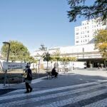 El herido ha sido evacuado en helicóptero hasta el aeródromo de Mutxamel y ha sido ingresado en el hospital General Universitario de Alicante