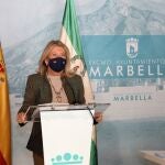 La alcaldesa de Marbella, Ángeles Muñoz, en rueda de prensa