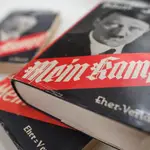 La version «comentada» de «Mein Kampf» ha llegado a las librerías de Polonia