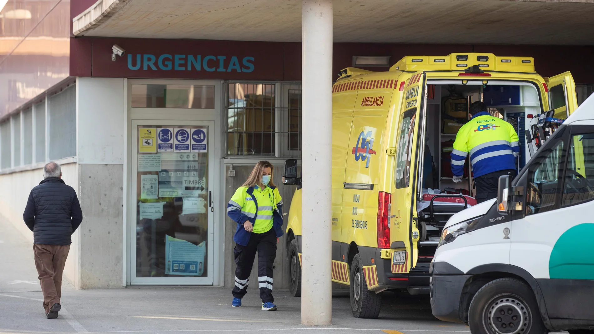 La presión asistencial en los hospitales de la Región de Murcia sigue siendo «preocupante»