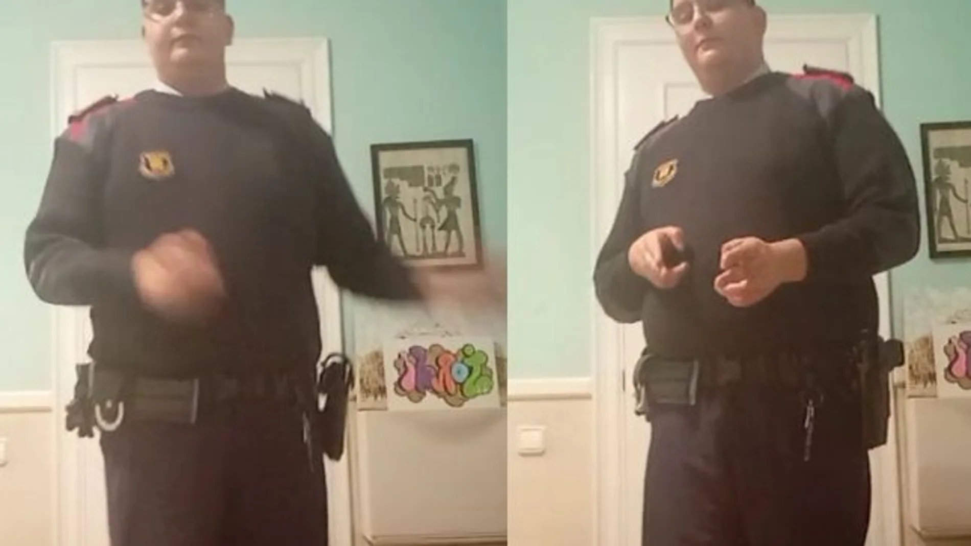 El joven va muy bien uniformado