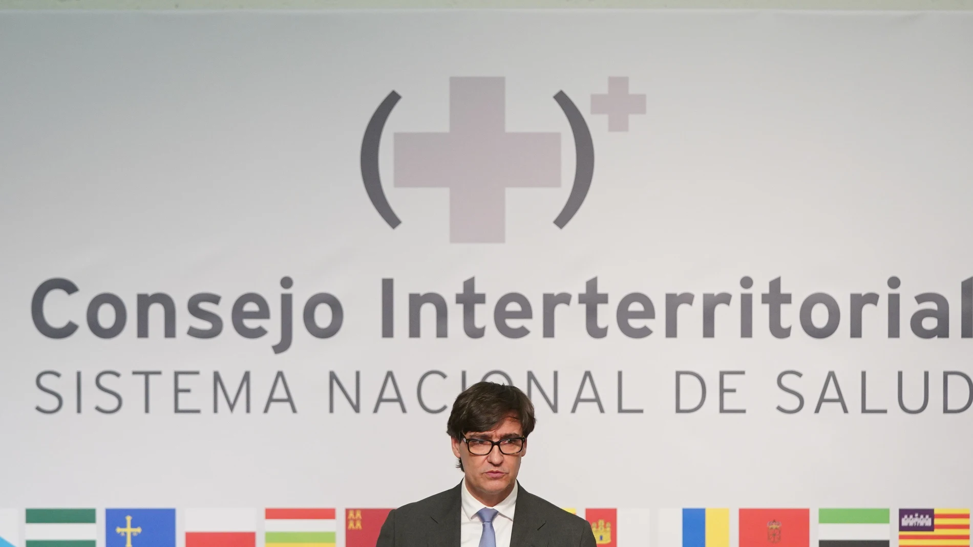 El ministro de Salud Salvador Illa , en la rueda de prensa posterior a la reunión del Consejo Interterritorial del SNS en Sevilla ayer