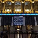 La bolsa española ha subido el 0,06 % este miércoles y ha recuperado el nivel de 8.200 puntos