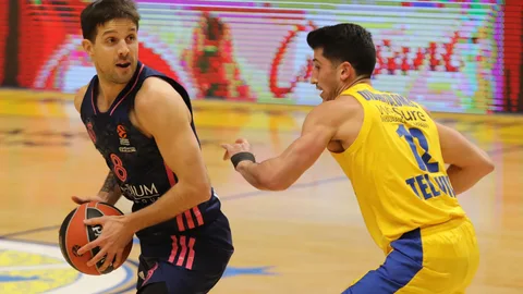 Nico Laprovittola, en el último partido del Real Madrid, ante el Maccabi