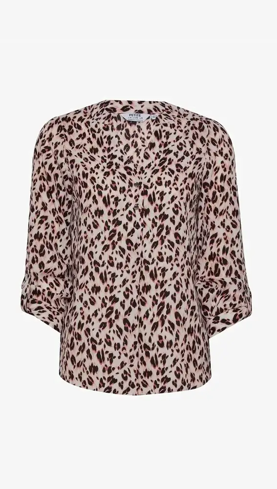 Camisa leopardo.
