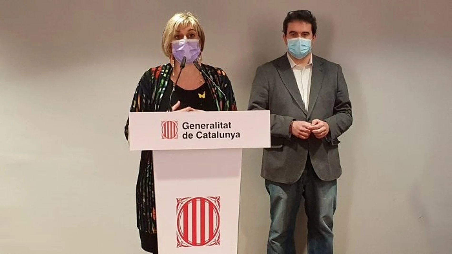 La consellera de Salud, Alba Vergés, junto al director del Servei Català de la Salut (CatSalut), Adrià Comella. GENERALITAT22/01/2021