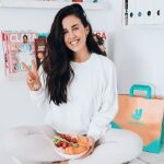 Es posible que si se piensa en comer sano, se asocie a platos sin sabor, sin gracia, es decir, platos aburridos. Pero desde que llegaron movimientos que fomentan la comida real y saludable, ¿quién dijo que comer saludable no alegra el alma?