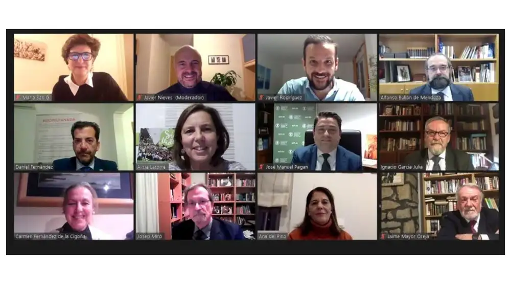 Imagen de los participantes de la primera Asamblea por la Vida la Libertad y la Dignidad