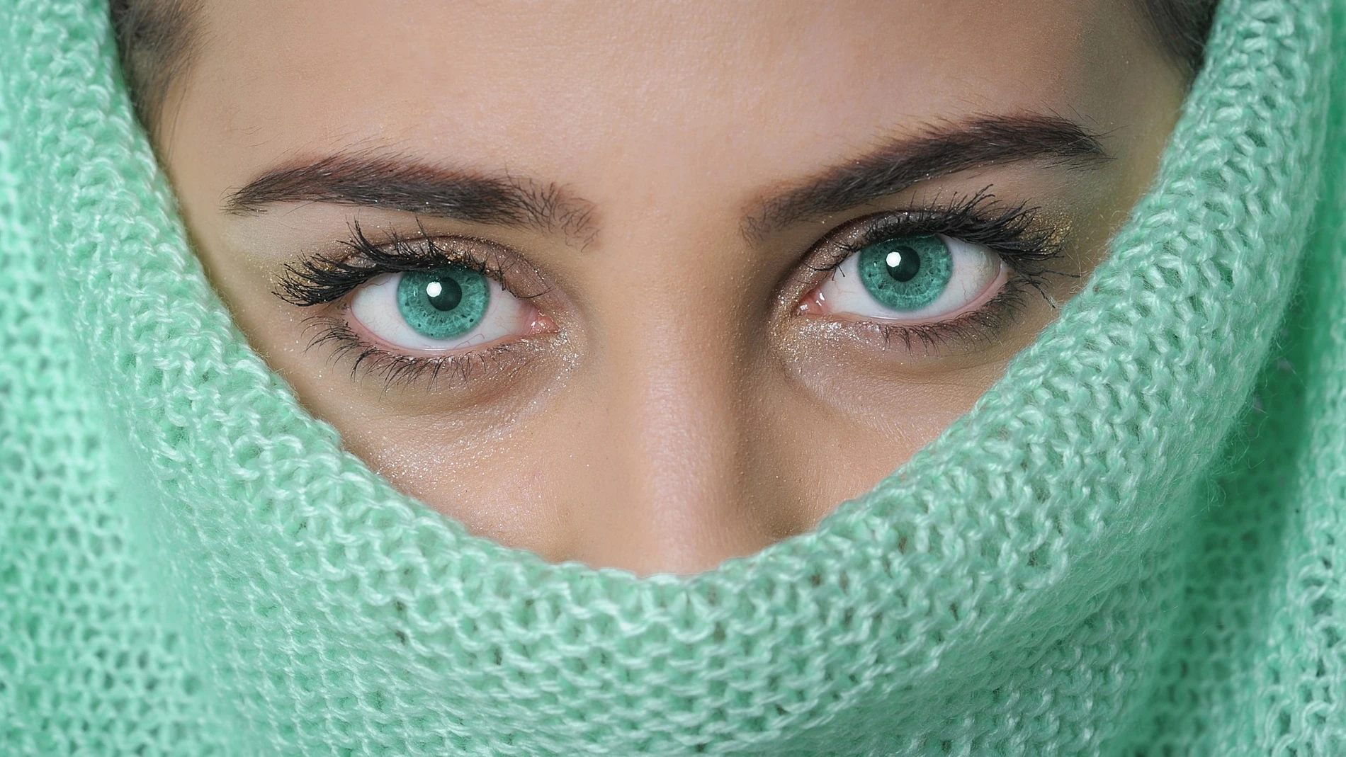 El retinol puede ayudar a mejorar el aspecto de las ojeras