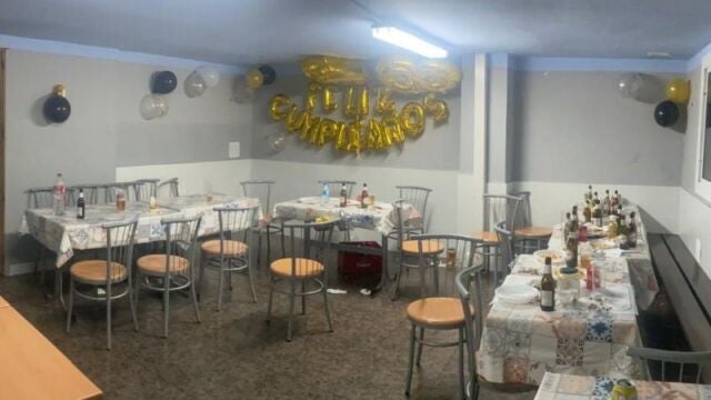 Local en el que se estaba celebrando una fiesta ilegal en Badalona