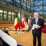 El Alto Representante de la Unión Europea para Asuntos Exteriores y Política de Seguridad, Josep Borrell, habla con los medios antes del Consejo