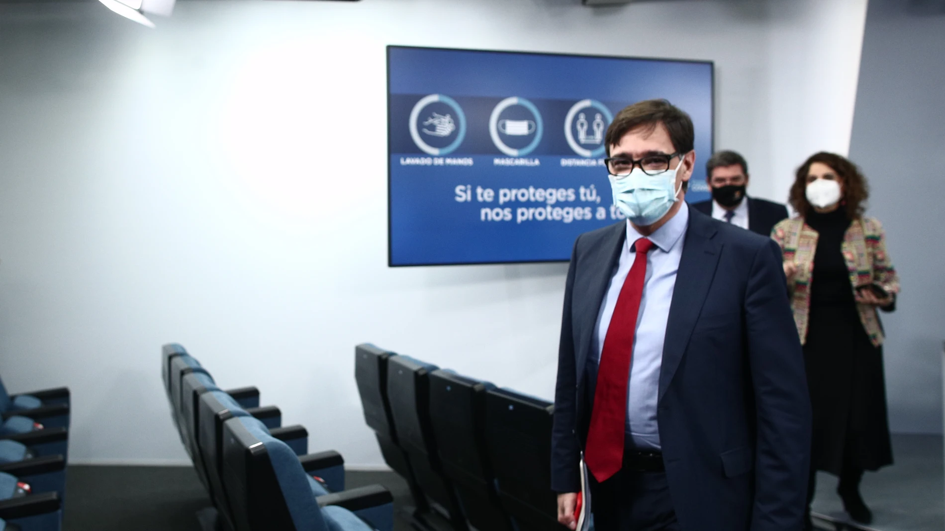 El ministro de Sanidad, Salvador Illa, tras una rueda de prensa posterior al Consejo de Ministros