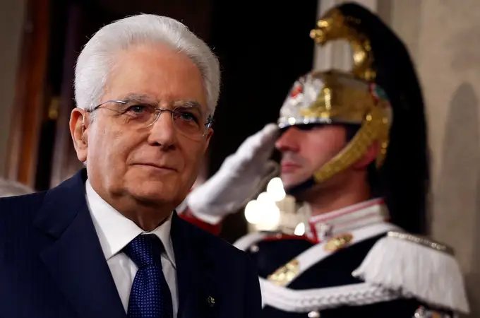 Mattarella asume (otra vez) el mando para salvar a Italia del caos político