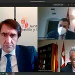 Videoconferencia con el consejero Juan Carlos Suárez-Quiñones y el presidente de la Diputación de Ávila, Carlos García, entre otros
