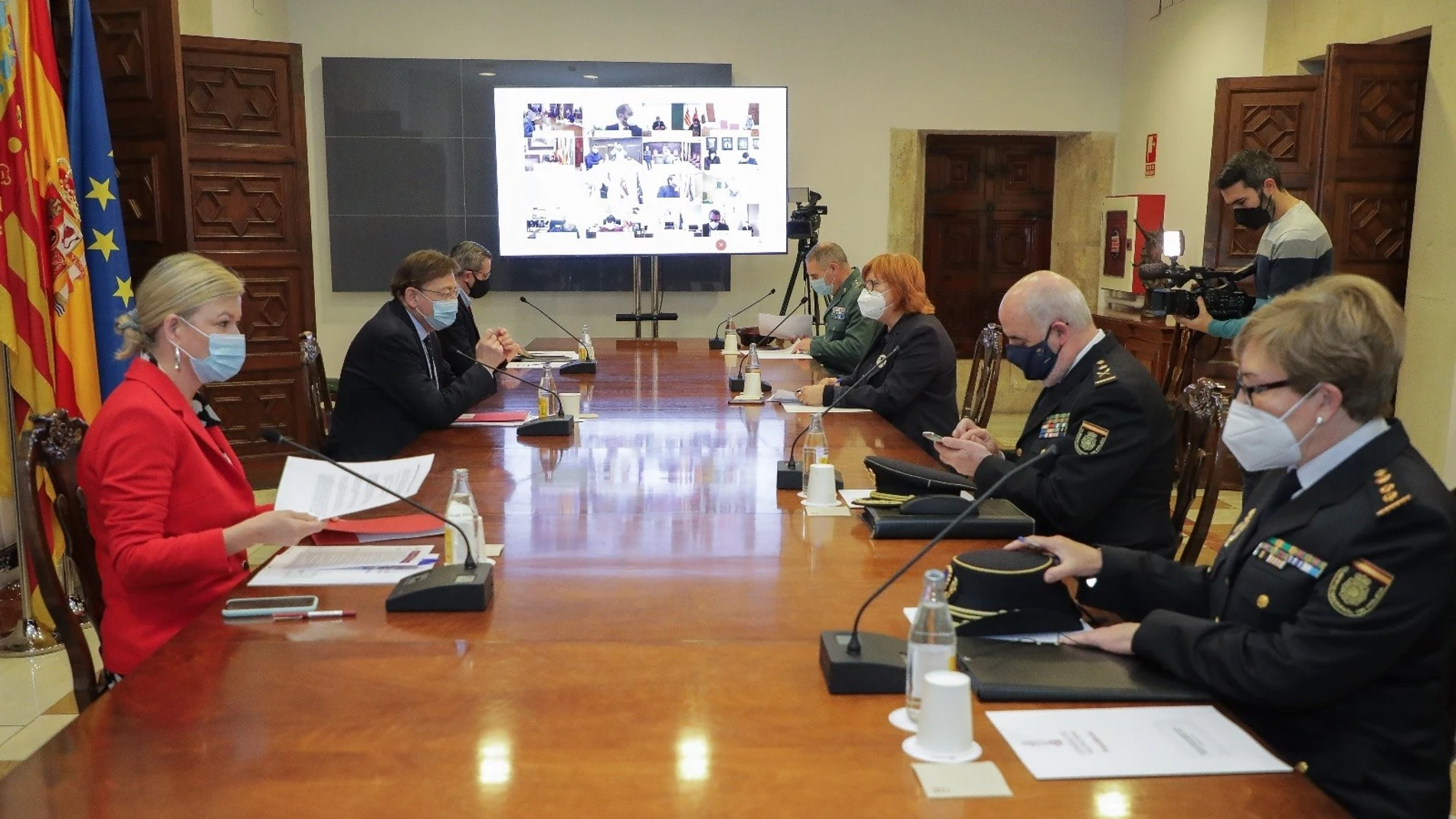 El president de la Generalitat, Ximo Puig, durante la reunión de coordinación del dispositivo especial para controlar las nuevas restricciones perimetrales