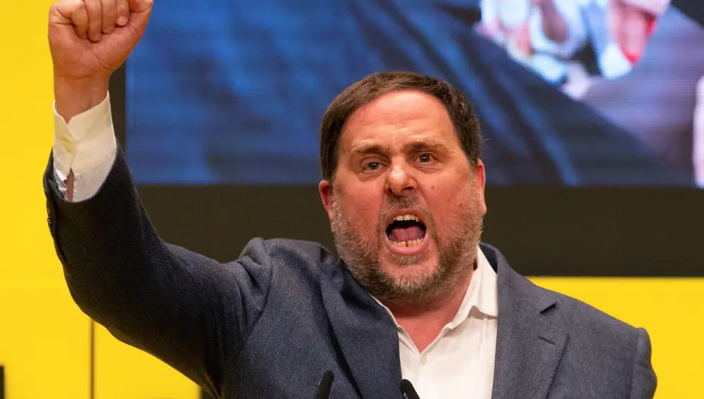 El líder de ERC, Oriol Junqueras, durante el primer acto de campaña electoral de ERC en Cataluña celebrado este viernes en Barcelona