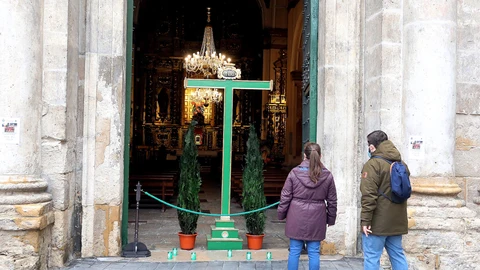 Vox propone declarar BIC la cruz cristiana para “protegerla” ante ataques y derribos