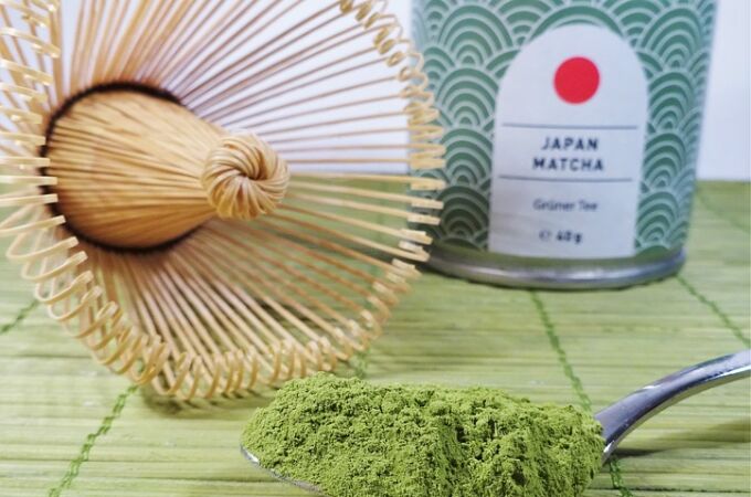 El té matcha es una de las variedades que más han crecido en el mercado de estas infusiones gracias a sus múltiples beneficios, entre los que destaca su aportación para fortalecer el sistema inmunológico.