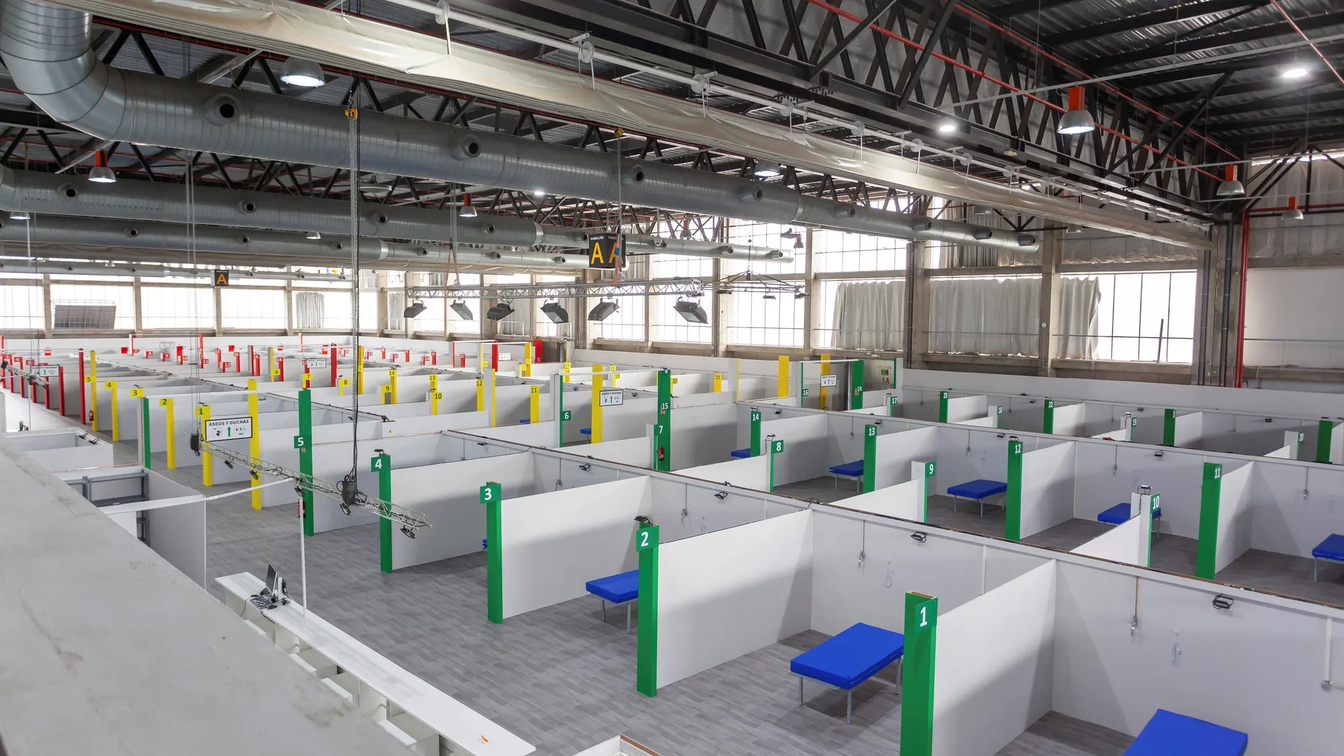 El hospital de campaña instalado por el Ejército en Badajoz, en colaboración con la Junta de Extremadura y el Ayuntamiento de Badajoz