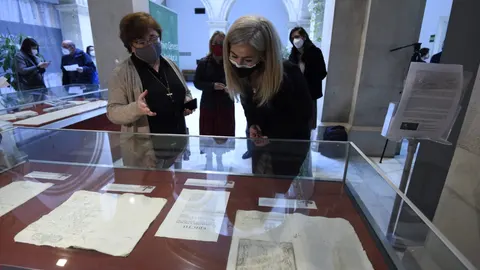 La consejera de Cultura y Patrimonio Histórico, Patricia del Pozo, inaugura la exposición 'Documentos para la esperanza. De cómo Sevilla salió de las epidemias del XIX'