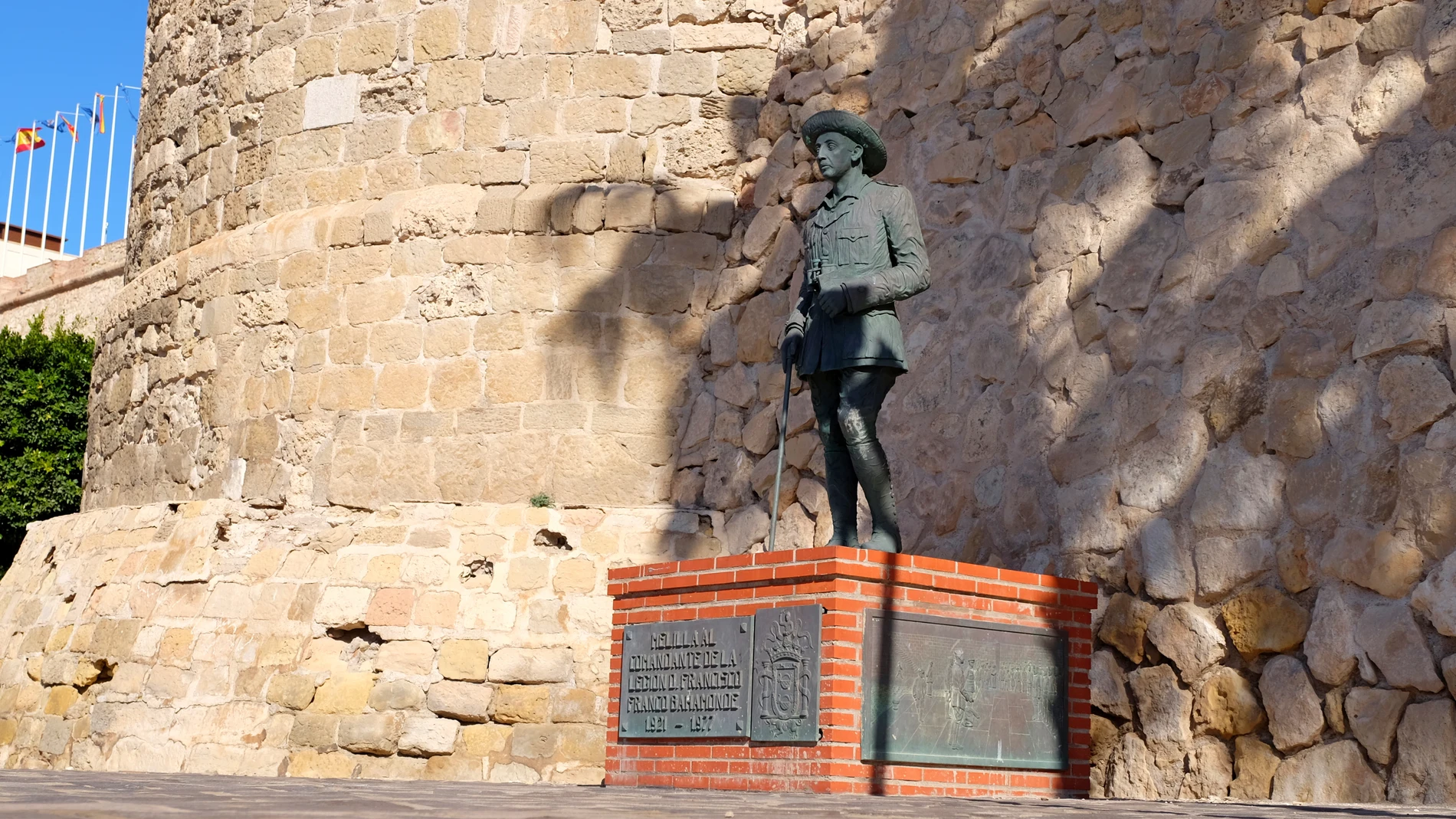 La estatua de Francisco Franco en Melilla, la última que queda en una vía pública española