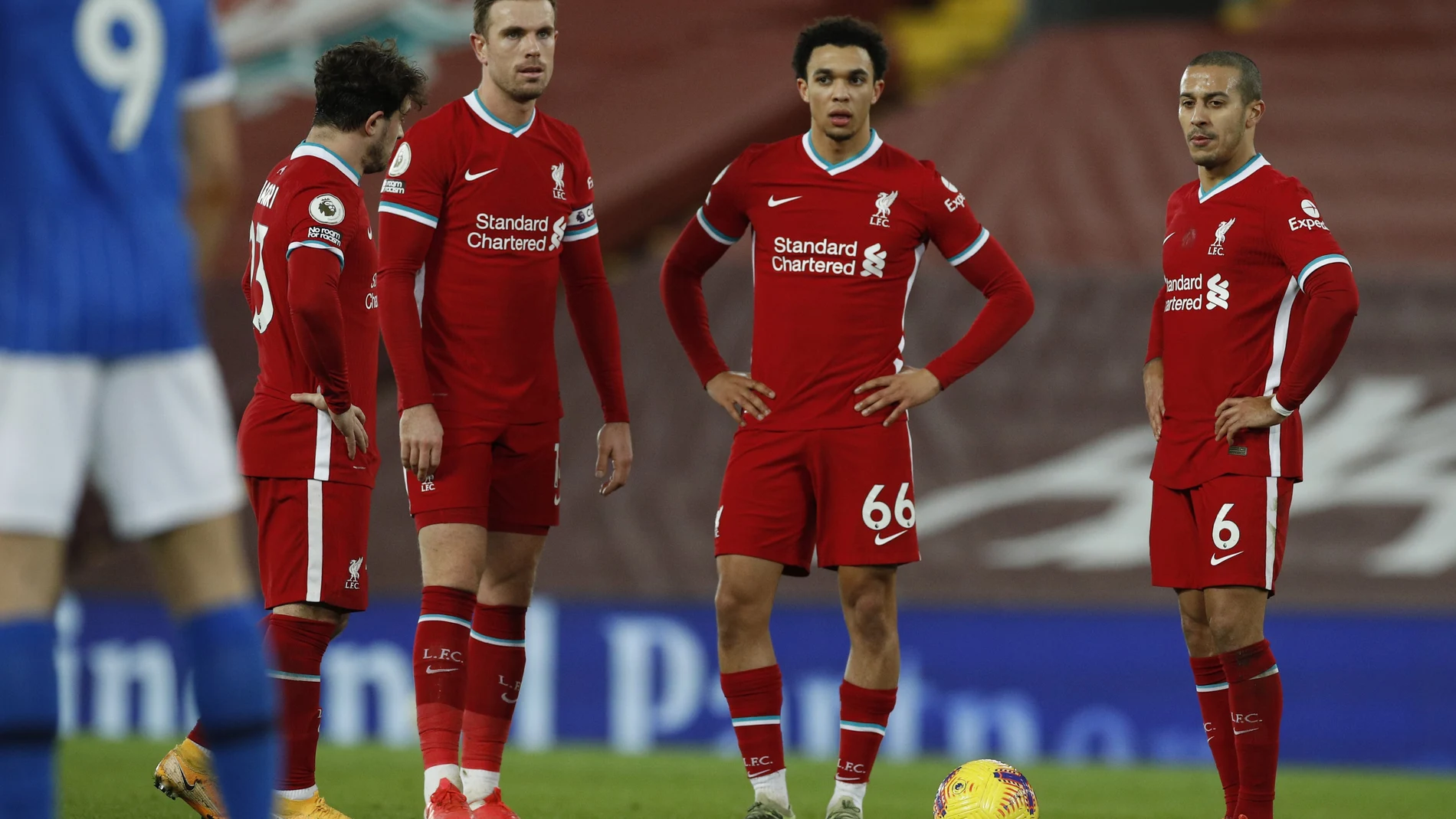 Jugadores del Liverpool en su partido ante el Brighton