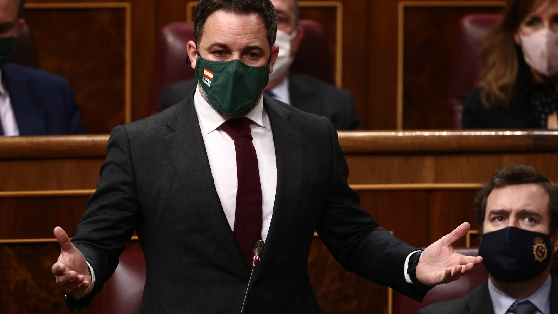 El líder de Vox, Santiago Abascal, interviene en la primera sesión de control al Gobierno de 2021 celebrada en el Congreso de los Diputados, en Madrid, (España), a 3 de febrero de 2021.