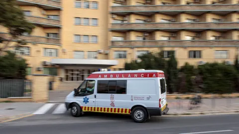 El menor ha sido trasladado a un hospital donde se encuentra ingresado en estado grave