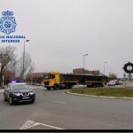El momento de la llegada del narcosubmarino a Ávila