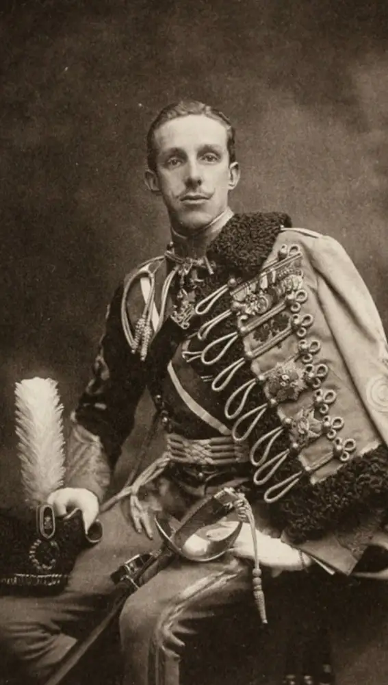 Retrato del Rey Alfonso XIII, apodado como «el Africano»