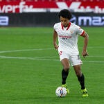 Jules Koundé con el Sevilla.