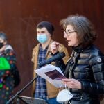 Maite Pagazaurtundúa, hermana de Joxeba, asesinado por ETA el 8 de febrero de 2003 en Andoian, en el homenaje este domingo en el monumento a las víctimas del terrorismo situado en Logroño