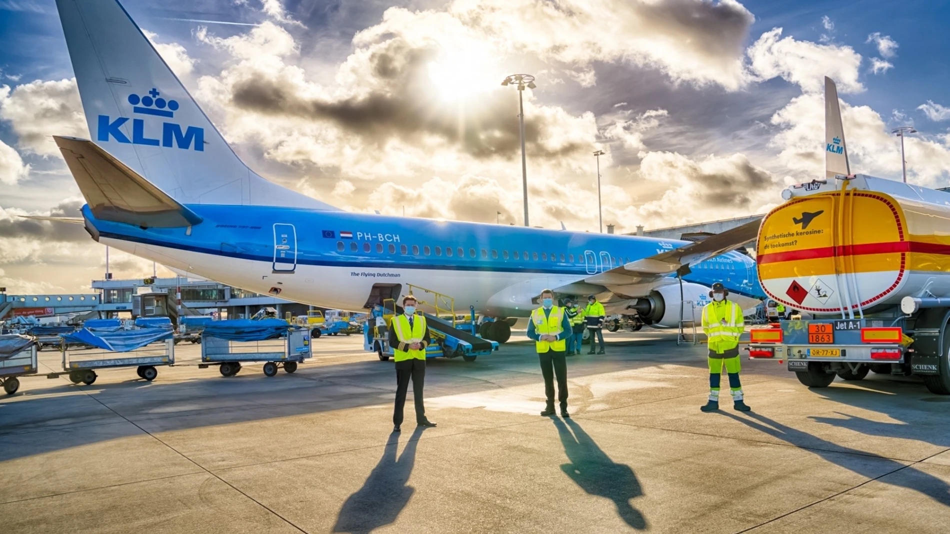 KLM realiza el primer vuelo de pasajeros con queroseno sintético sostenibleKLM09/02/2021