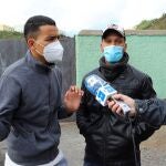 Marroquíes llegados a canarias en patera que quieren viajar a la Península EFE/ Elvira Urquijo A.