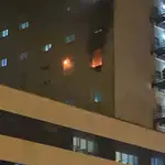  Así fue el incendio provocado por un paciente en una planta Covid del hospital Puerta del Mar de Cádiz