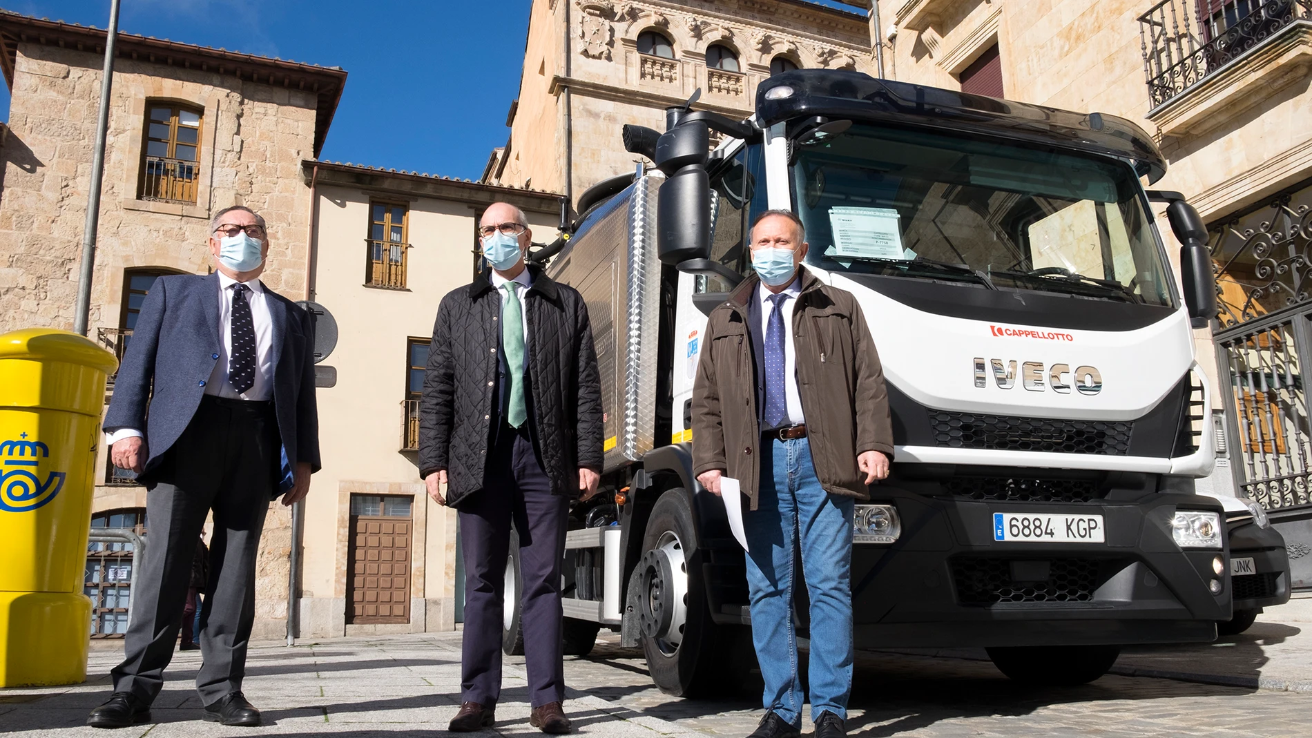 Presentación de un nuevo vehículo de la Diputación de SalamancaEl presidente de la Diputación de Salamanca, Javier Iglesias, presenta el nuevo vehículo y el equipo de cámaras de vídeo que se sumará al servicio de limpieza de alcantarillado y depuradoras de la provincia