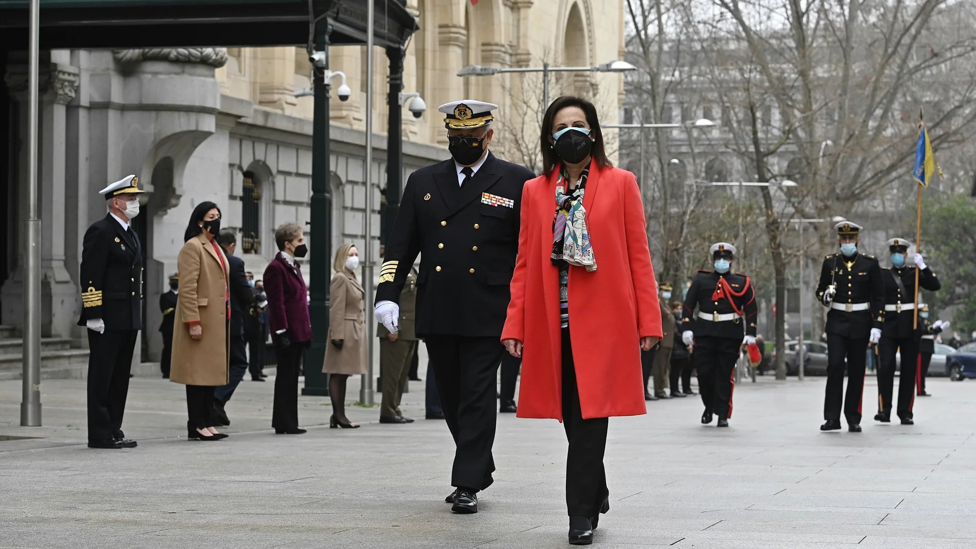 La ministra de Defensa, Margarita Robles, a su llegada al acto de toma de posesión del nuevo jefe de la Armada
